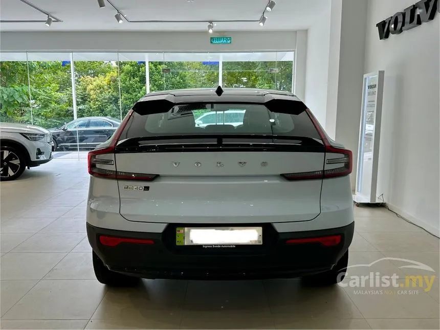 2025 Volvo EC40 SUV