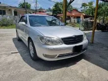 2005 Toyota Camry 2.4 V Sedan