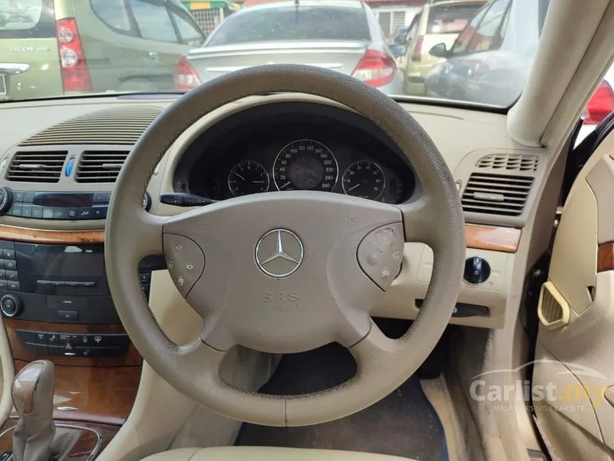 2004 Mercedes-Benz E200K Elegance Sedan