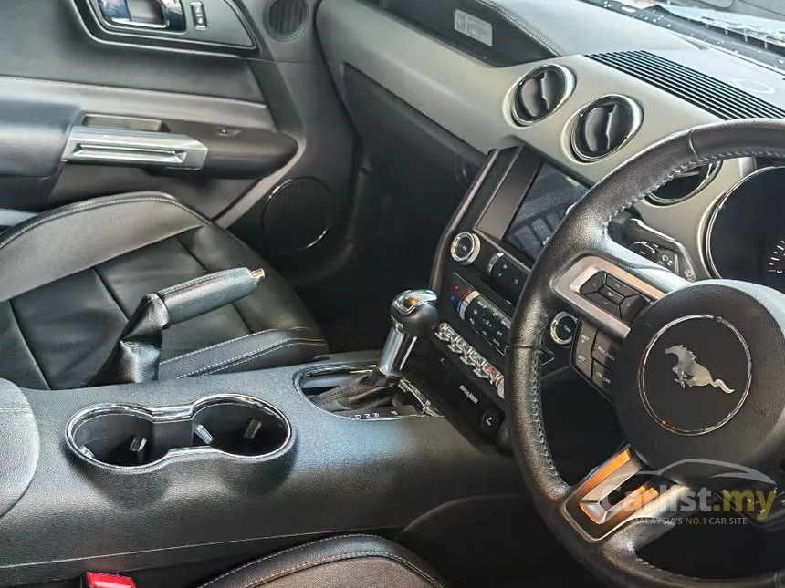 2018 Ford MUSTANG EcoBoost Coupe
