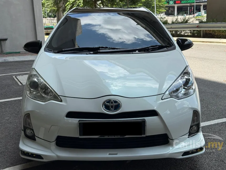 2013 Toyota Prius C Hybrid TRD Sportivo Hatchback