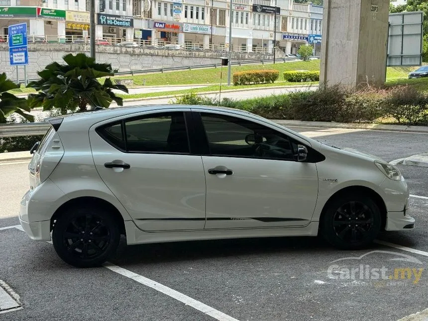 2013 Toyota Prius C Hybrid TRD Sportivo Hatchback