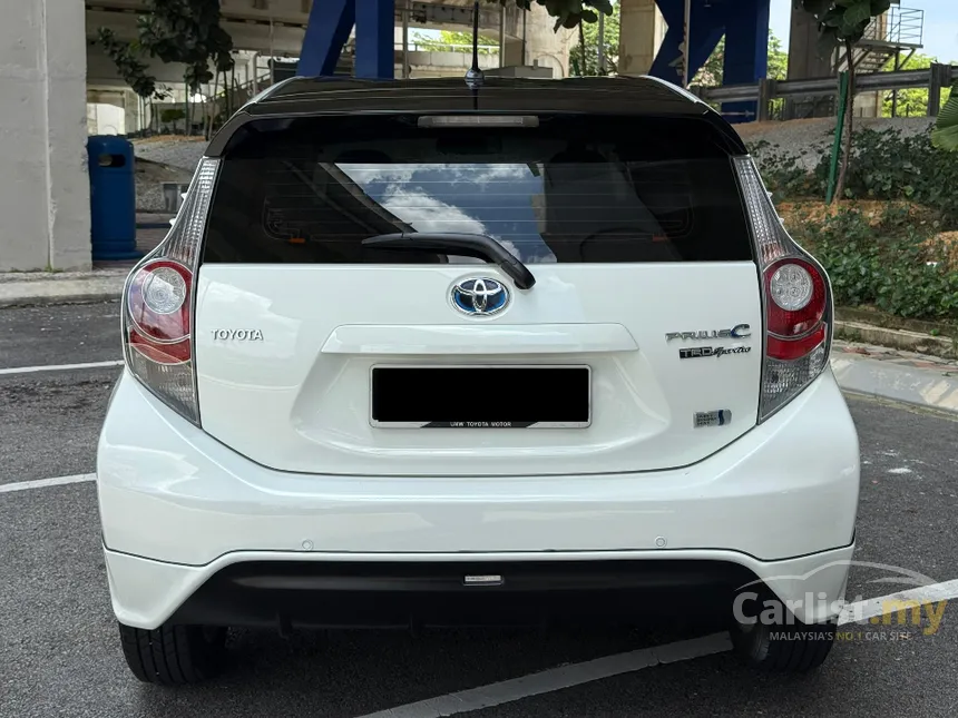 2013 Toyota Prius C Hybrid TRD Sportivo Hatchback