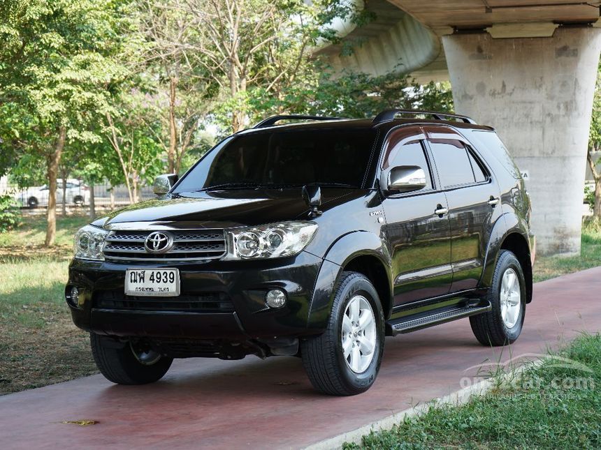 Toyota fortuner 2009