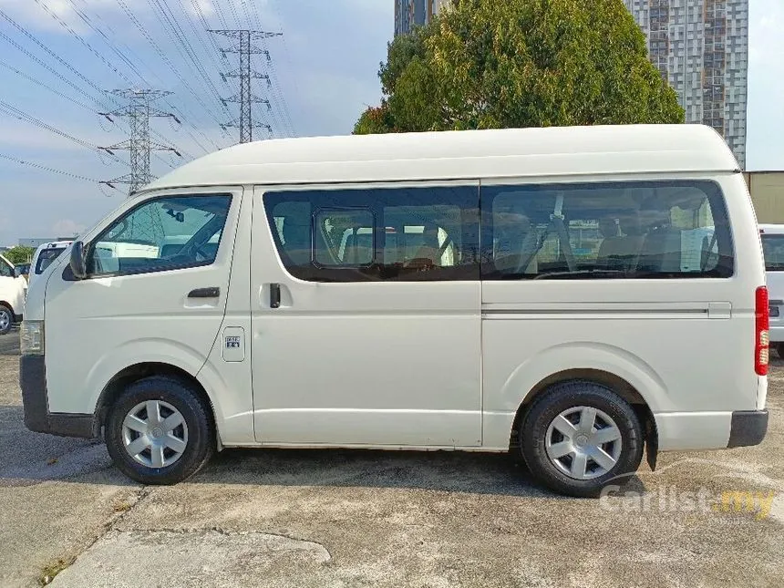 2014 Toyota Hiace Window Van