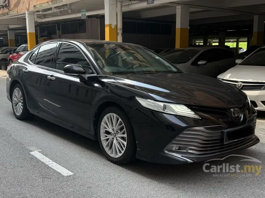 2020 Toyota Camry V Sedan