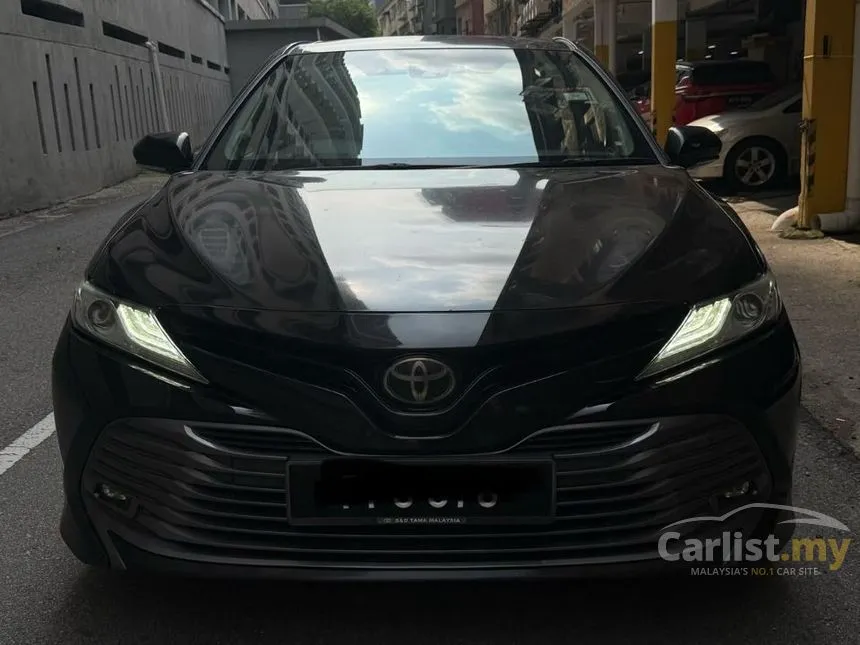 2020 Toyota Camry V Sedan