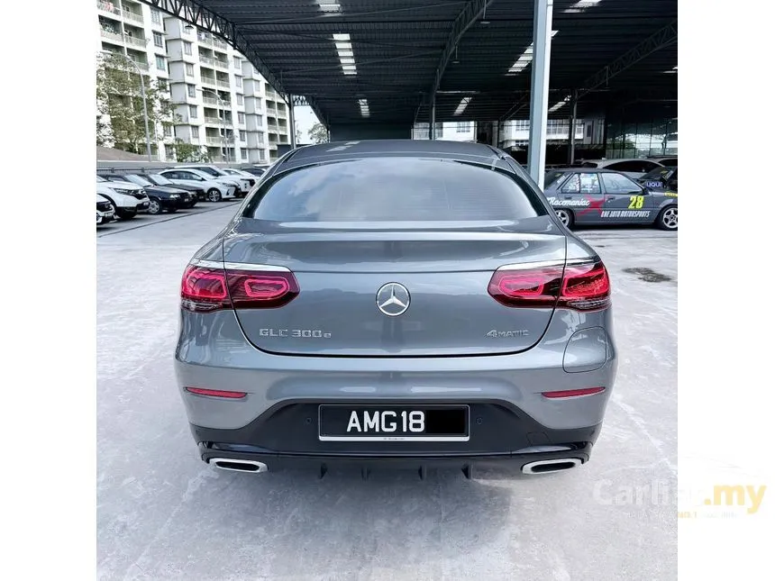 2022 Mercedes-Benz GLC300e 4MATIC Coupe