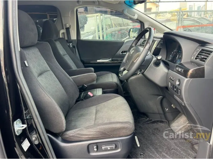 2012 Toyota Vellfire ZG MPV