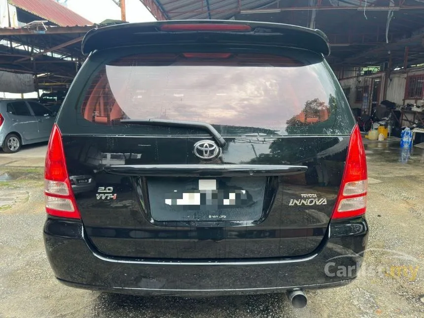 2006 Toyota Innova E MPV