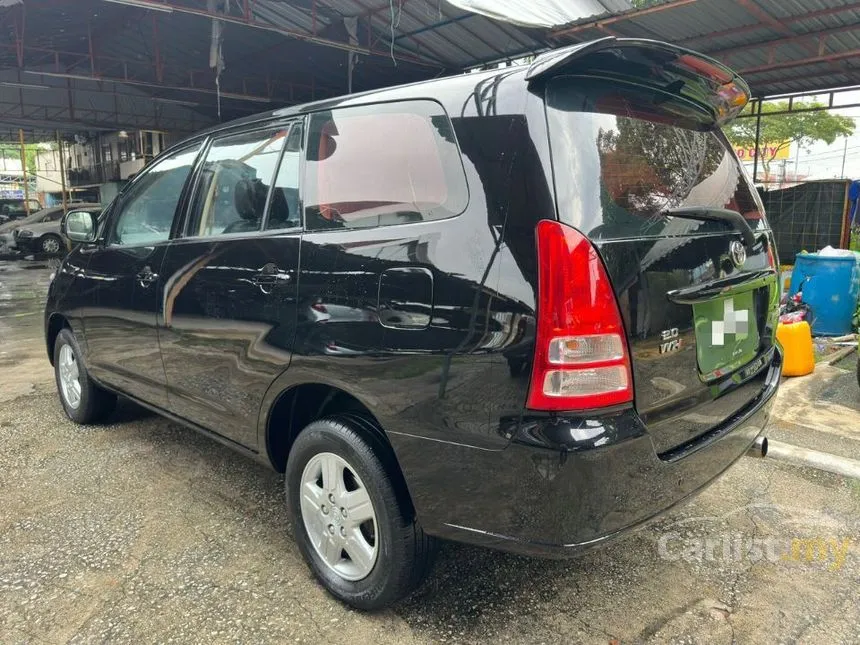 2006 Toyota Innova E MPV
