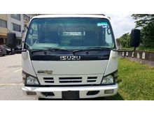 2012 Isuzu NPR 4.6 Lorry