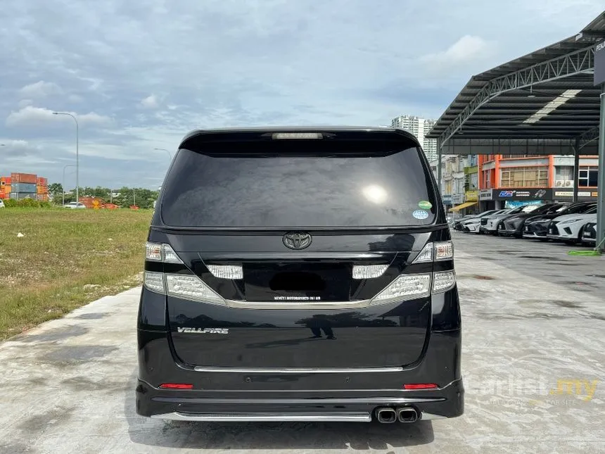 2011 Toyota Vellfire Z MPV