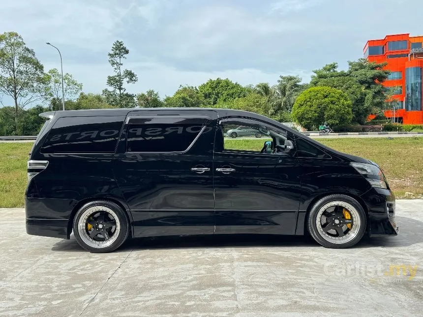 2011 Toyota Vellfire Z MPV