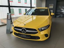 DP 19 JUTA Mercedes-Benz A200 Hatchback DP Super Ringan