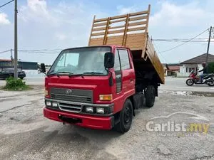 2007 Daihatsu Delta 2.8 V58 Steel Tipper Lorry