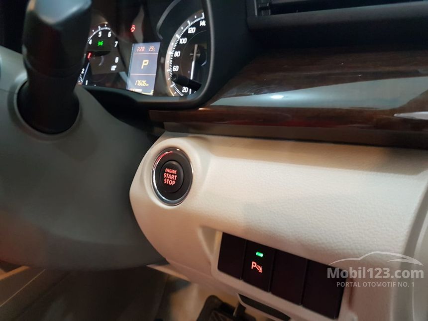 Jual Mobil Suzuki Ertiga 2018 GX 1.5 di Jawa Timur 