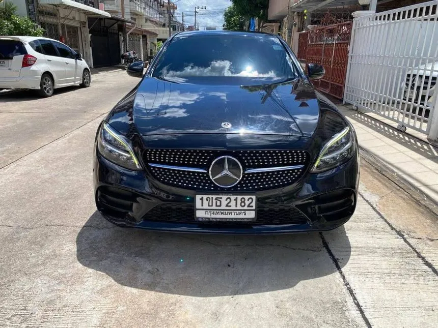 2020 Mercedes-Benz C300 e AMG Dynamic Sedan