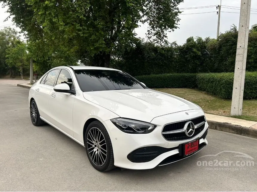 2022 Mercedes-Benz C220 d Avantgarde Sedan