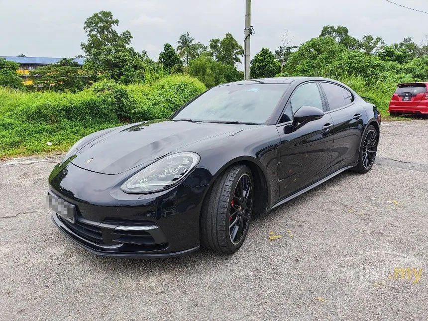 2018 Porsche Panamera Hatchback