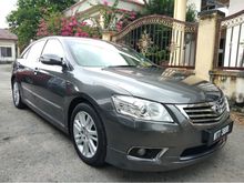 2011 Toyota Camry 2.4 V Sedan Facelift with Push Start