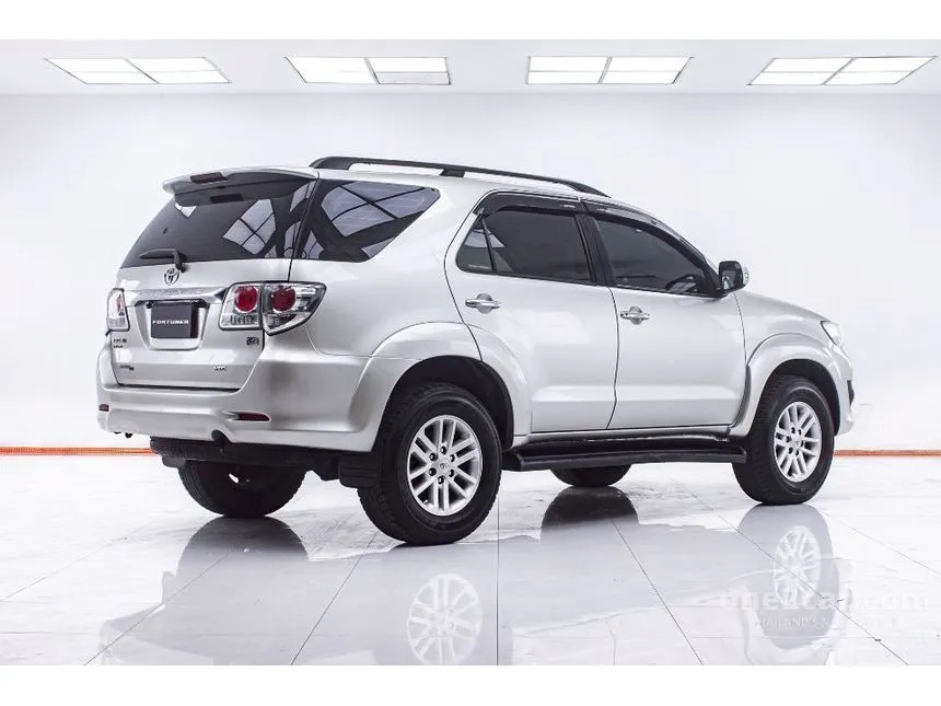 2013 Toyota FORTUNER V SUV
