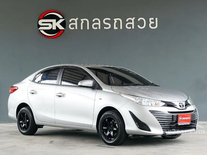 2019 Toyota Yaris Ativ J Sedan