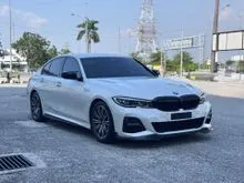 2022 BMW 330i 2.0 M Sport Driving Assist Pack Sedan