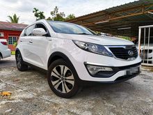 ( TRUE YEAR MADE 2013 ) Kia Sportage 2.0 SUV (A) ONE OWNER , SUNROOF , KEYLESS