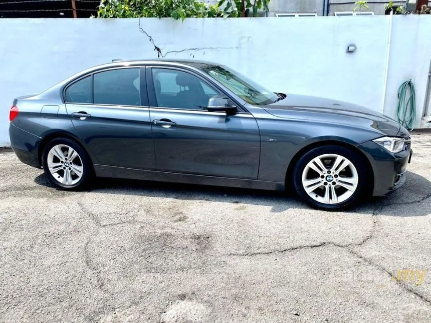 2013 BMW 320i Coupe