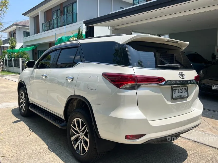 2015 Toyota FORTUNER V SUV