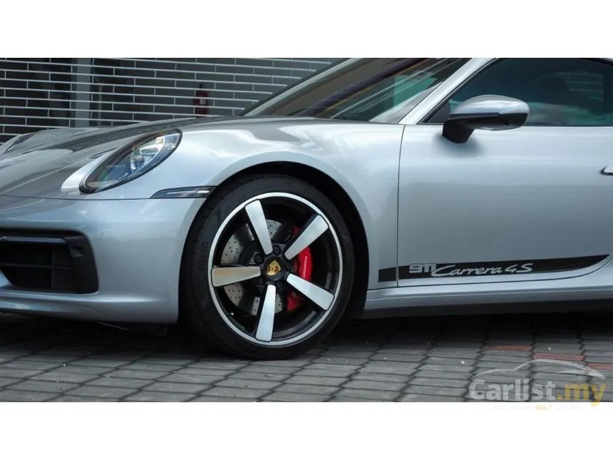 2020 Porsche 911 Carrera 4S Coupe