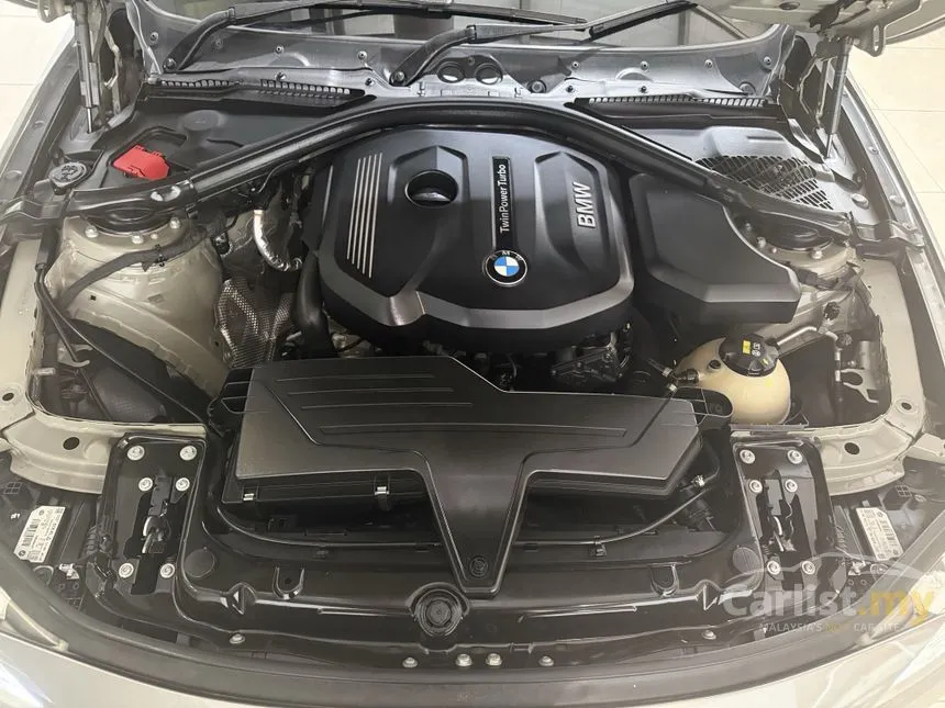 2016 BMW 318i Luxury Sedan