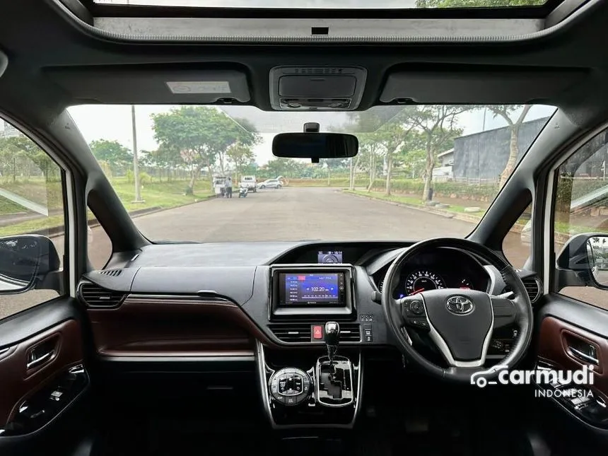2018 Toyota Voxy Wagon