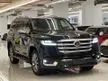 Recon [SHOWROOM CONDITION LARGE SUV] 2023 TOYOTA LAND CRUISER 3.3 ZX FULL SPEC