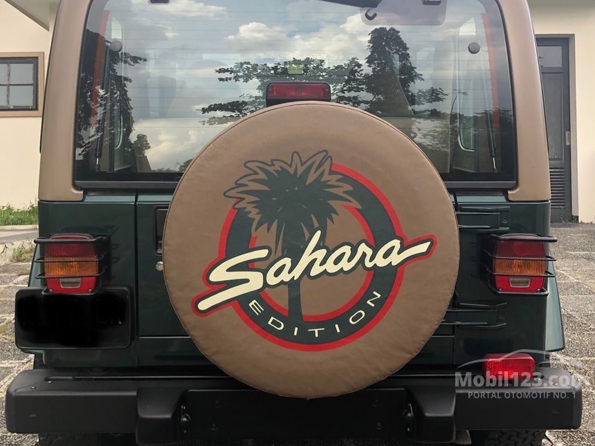2000 Jeep Wrangler Sahara SUV