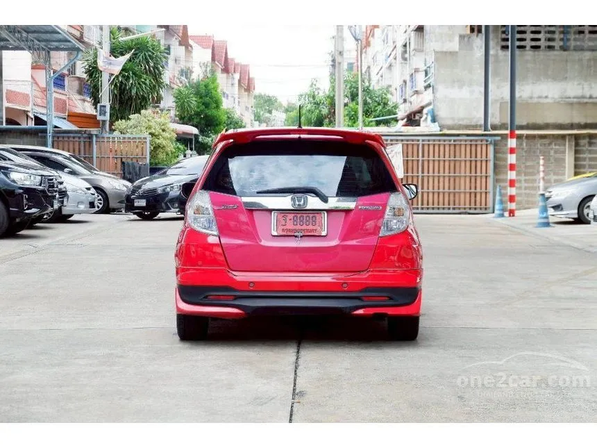 2015 Honda JAZZ Hybrid Hatchback