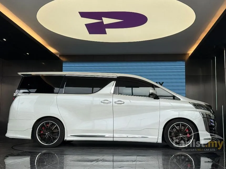 2018 Toyota Vellfire MPV