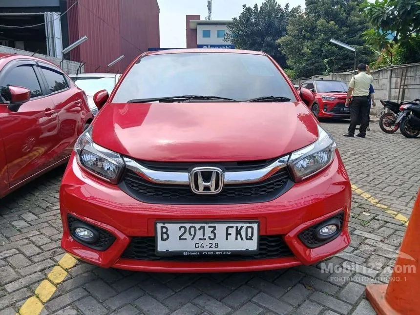 Jual Mobil Honda Brio 2023 E Satya 1.2 di DKI Jakarta Manual Hatchback Merah Rp 152.000.000