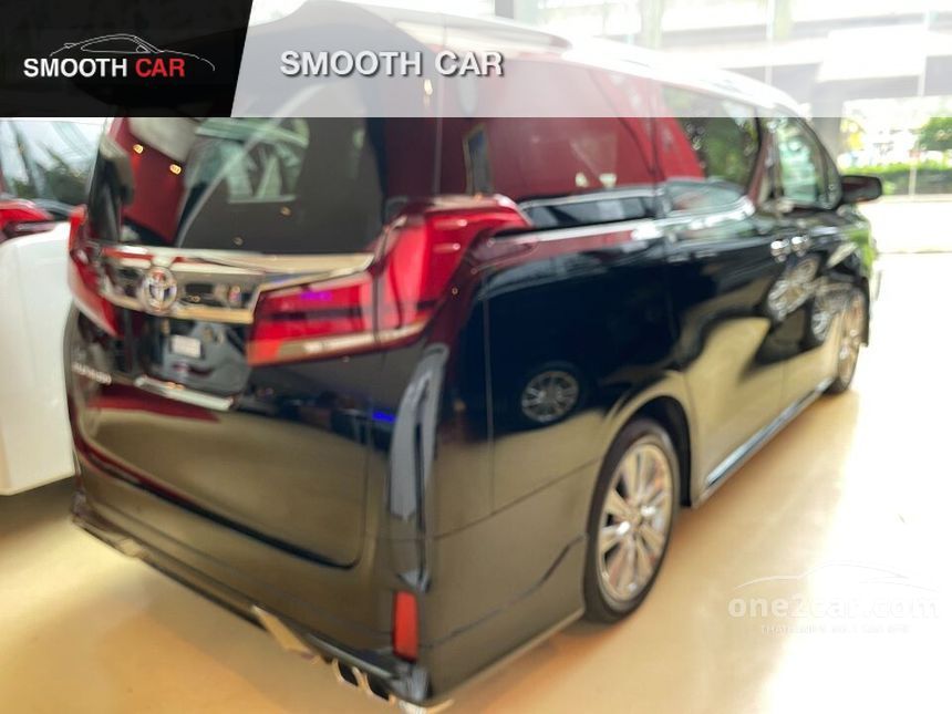 2023 Toyota Alphard Van