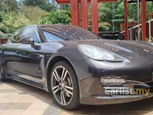 2010 Porsche Panamera 4.8 4S Hatchback