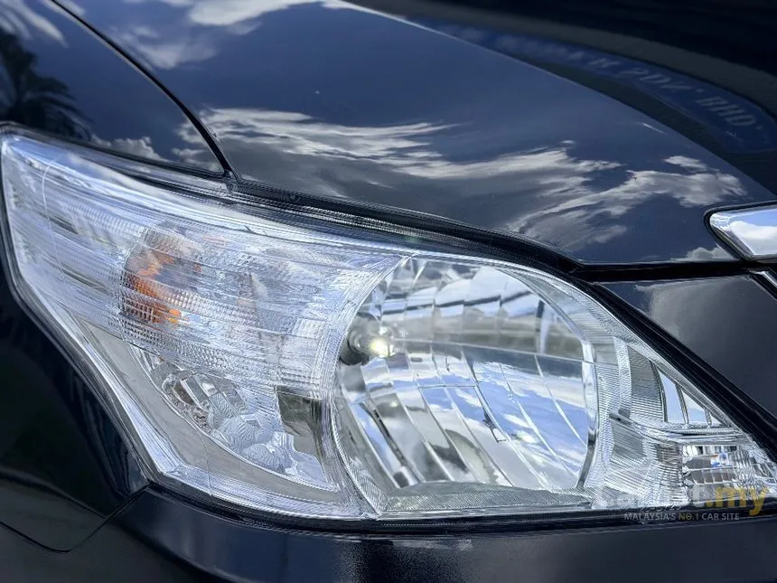 2012 Toyota Innova G MPV