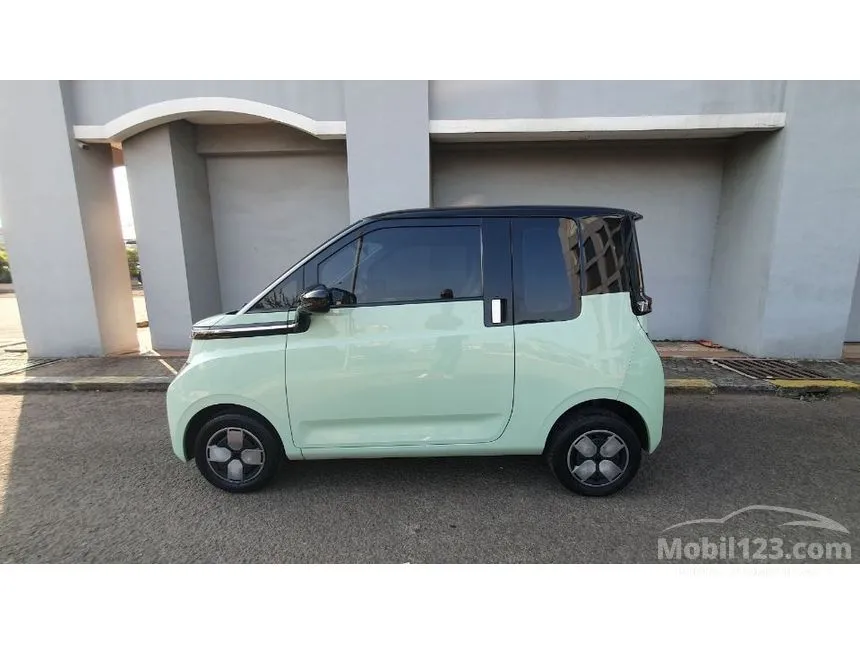 2022 Wuling Air EV Long Range Hatchback