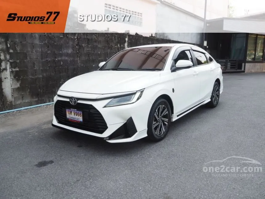 2023 Toyota Yaris Ativ Smart Sedan