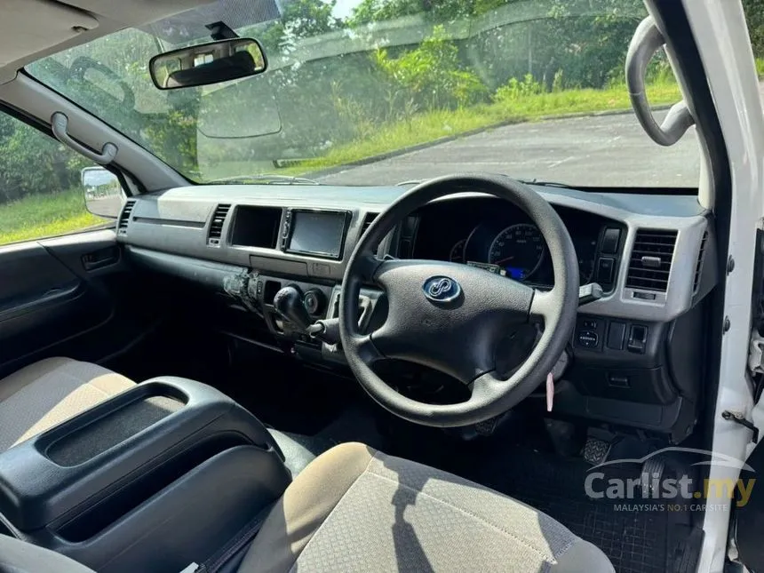 2015 CAM Placer-X Window van Van
