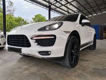 2013/ 2015 Porsche Cayenne 4.8 GTS / Good Condition / VIP number / Super White