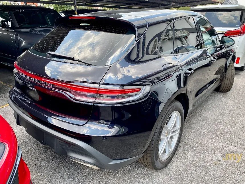 2022 Porsche Macan SUV