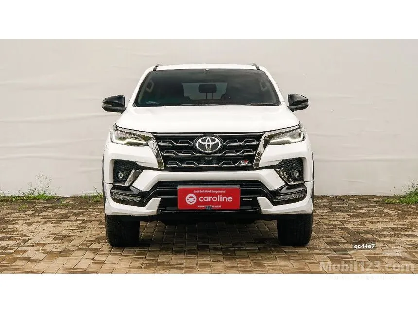 2024 Toyota Fortuner GR Sport 4X2 SUV