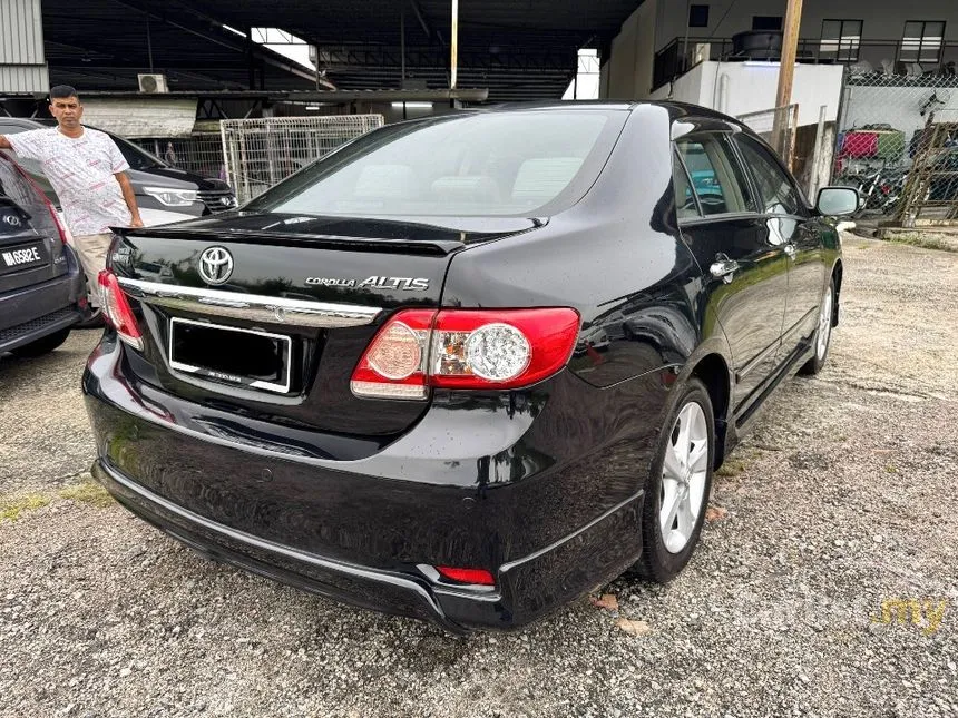 2011 Toyota Corolla Altis G Sedan