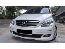Mercedes-Benz B180 AMG,1 YEAR WARRANTY 2010,FULL LEATHER SEATS,CRYSTAL WHITE IN COLOUR,SMOOTH ENGINE GEAR BOX,INTERIOR LIKE NEW,ONE DATIN OWNER